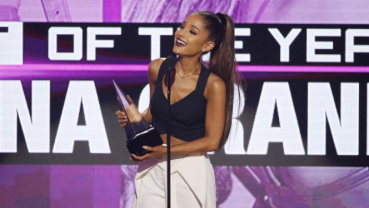 Ariana Grande wins top American Music award, Green Day takes aim at Trump